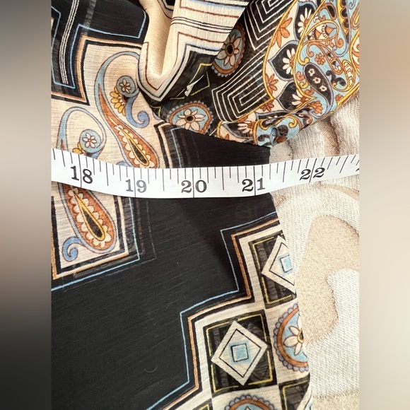 NWT-MISA Los Angeles SIENA Top in Alhambra Mosaic, size Medium - Picture 9 of 10